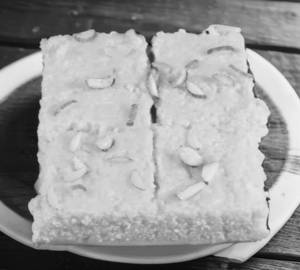 Mango Malai Burfi