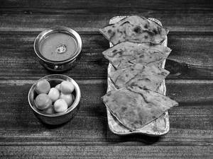 Red Chilly Paratha