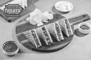 Paneer Tikka Sandwich With Cheese