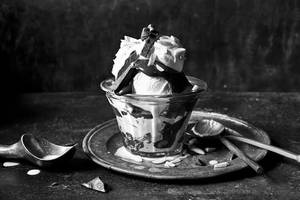 Chocolate sundae