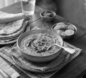 Dal Tadka 4 chapathi