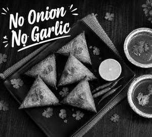 Jain Friendly Patti Samosa, ( No Onion, No Garlic )