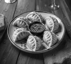 Chicken atta momos