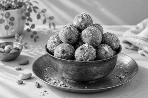 Panjiri laddu