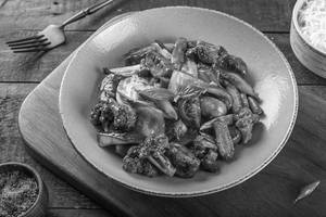 Thai Style Basil Vegetables (Serves 1-2)