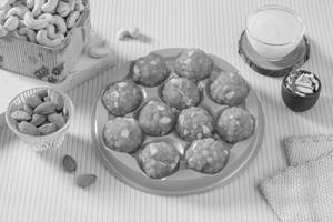 11 Pcs Bundi Laddu Tray