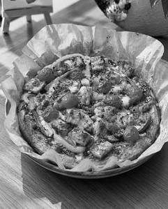 Barbeque Paneer Gluten Free Pizza