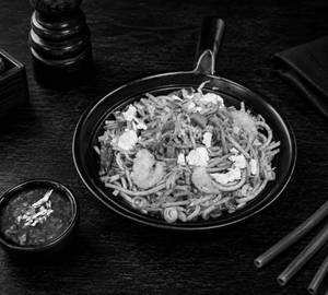 Prawn Schz Hakka Noodles