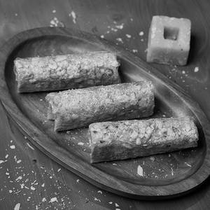 Putharekulu Jaggery 2 Pcs