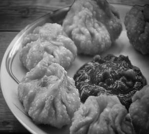 Fried Chicken Momos (3 Pcs)