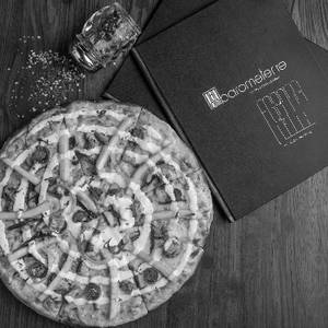Moroccan Chicken Pizza