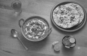 Paneer Butter Masala With 2 Tandoori Roti