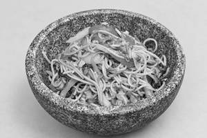 Classic Street Hakka Noodles