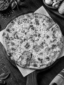 Mushroom And Corn Pizza