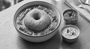 Sambar Vada [1 Piece]