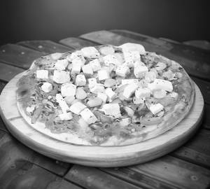 Paneer Pizza [ 9 Inches]