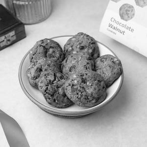CHOCOLATE WALNUT COOKIES 150 GMS