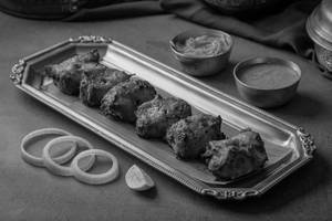 Chicken Tikka (6 Pieces)