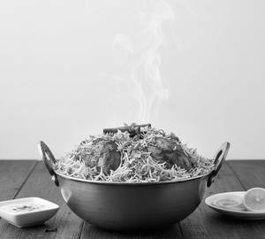 Hyderabadi chicken biriyani [300 grams]
