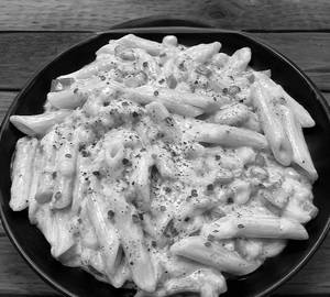 Veg White Souce Pasta