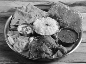 Chicken Curry With Rice And Roti Combo
