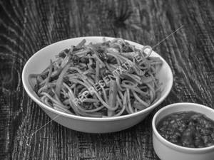 Paneer Hakka Noodles