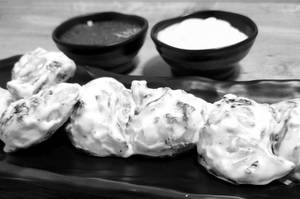 Paneer Afghani Momos [8 Pieces]