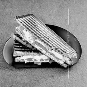 Veg. Cheese Grilled Sandwich