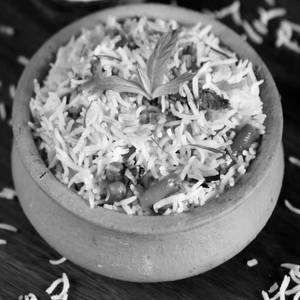 Dum Veg Biryani Family Pack
