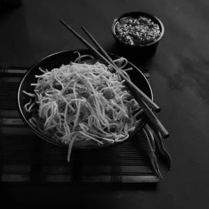 Veg schezwan noodles