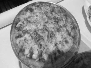 Achari Chicken Pizza