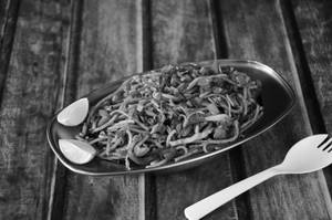 Veg Hakka Noodles
