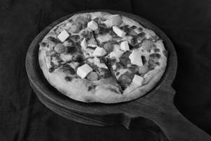 Paneer and Soya Pizza