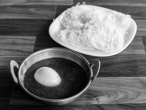 3 Idiappam With Egg Curry