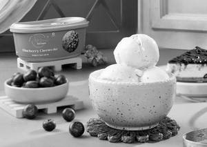 Blueberry Cheese Cake Ice Cream