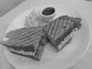 Grilled /crispy Cottage Cheese Sandwich