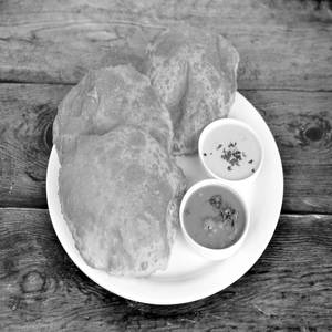 Poori [2pcs]
