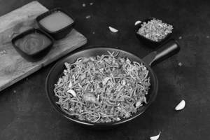 Burnt Garlic Chicken Noodles
