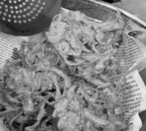 Crispy payaz pakoda [250grams]