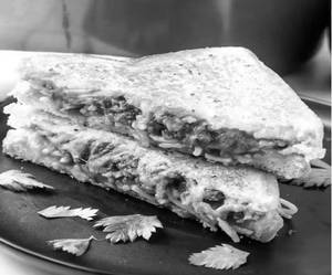 Noodle Cheese Sandwich