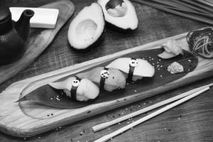 Smoked Avocado (4 Pcs)