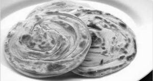 Laccha Paratha (2 Pcs)
