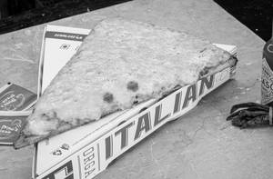Margherita Pizza Personal Giant Slice (22.5 Cm)