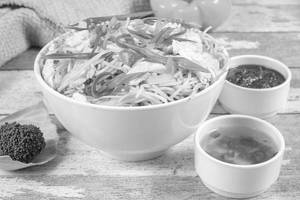 Egg Hakka Noodles