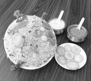 Family Pack Chicken Dum Biryani