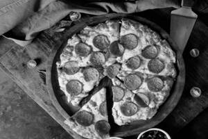 Make Your Own Pizza (non-veg)