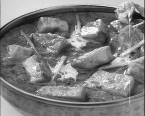 Paneer tikka masala        