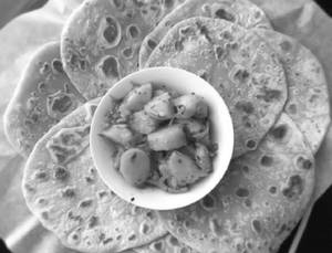 Paneer Paratha with Sabzi