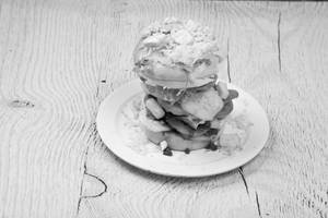Doubly Cheezy Burger   With Paneer