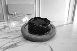 Truffle Chocolate Cake (1 Pound)